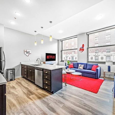 2Br Unit In The Heart Of Dt With View Of Playhouse Square, Pool & Gym Access- 305 Lägenhet Cleveland Exteriör bild
